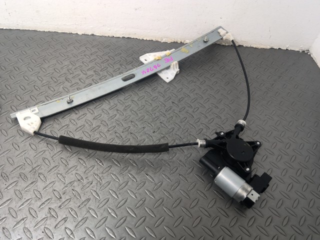 プレマシー CWEFW 右 フロント ドア レギュレター モーター G22C-58-58XF拍卖