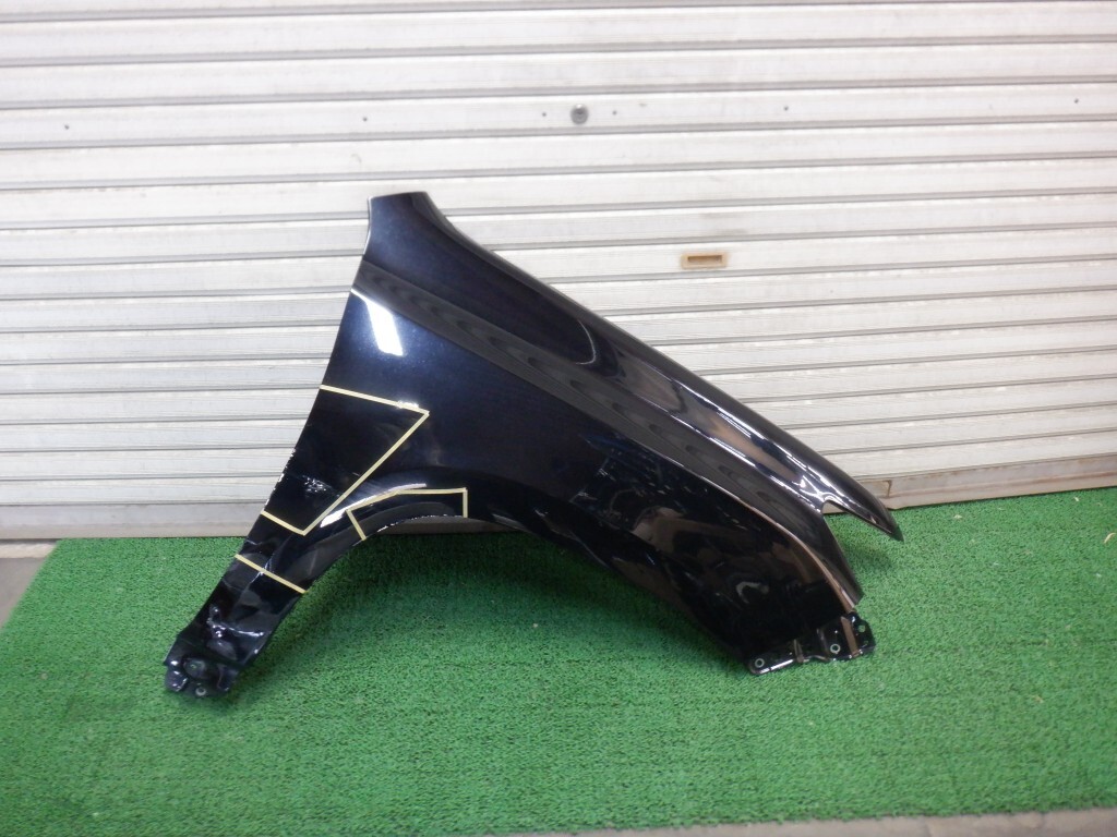 ランドクルーザープラド TRJ150/GDJ150 後期 右フェンダー (A4183)拍卖