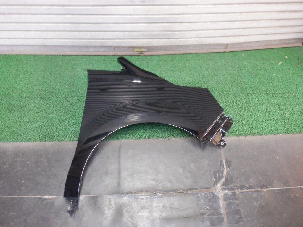 ステップワゴン RP6/RP7/RP8 右フェンダー (A4185)拍卖