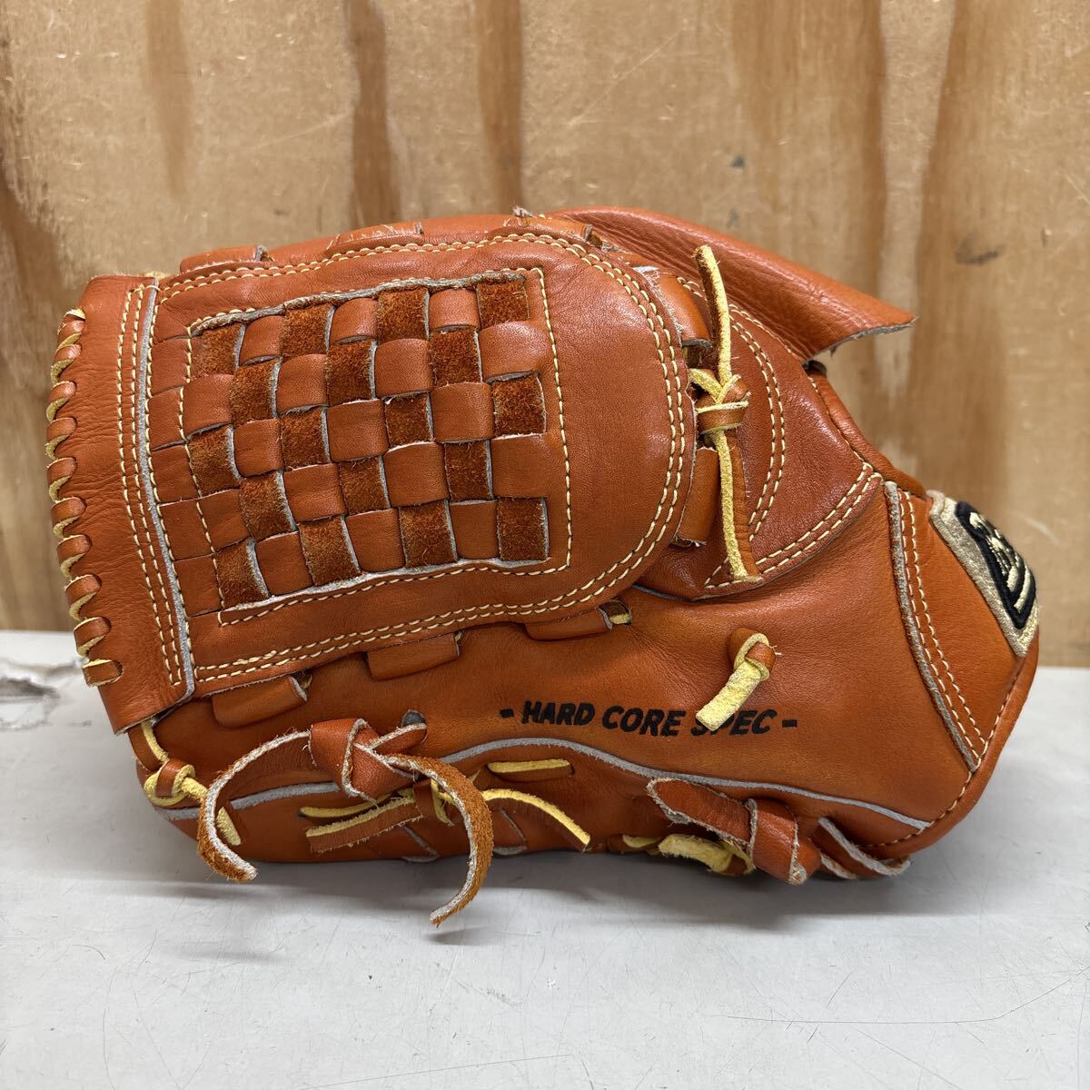 BELGARD ベルガード 武州和牛 BB-101 硬式 投手用 左 野球 グローブ拍卖