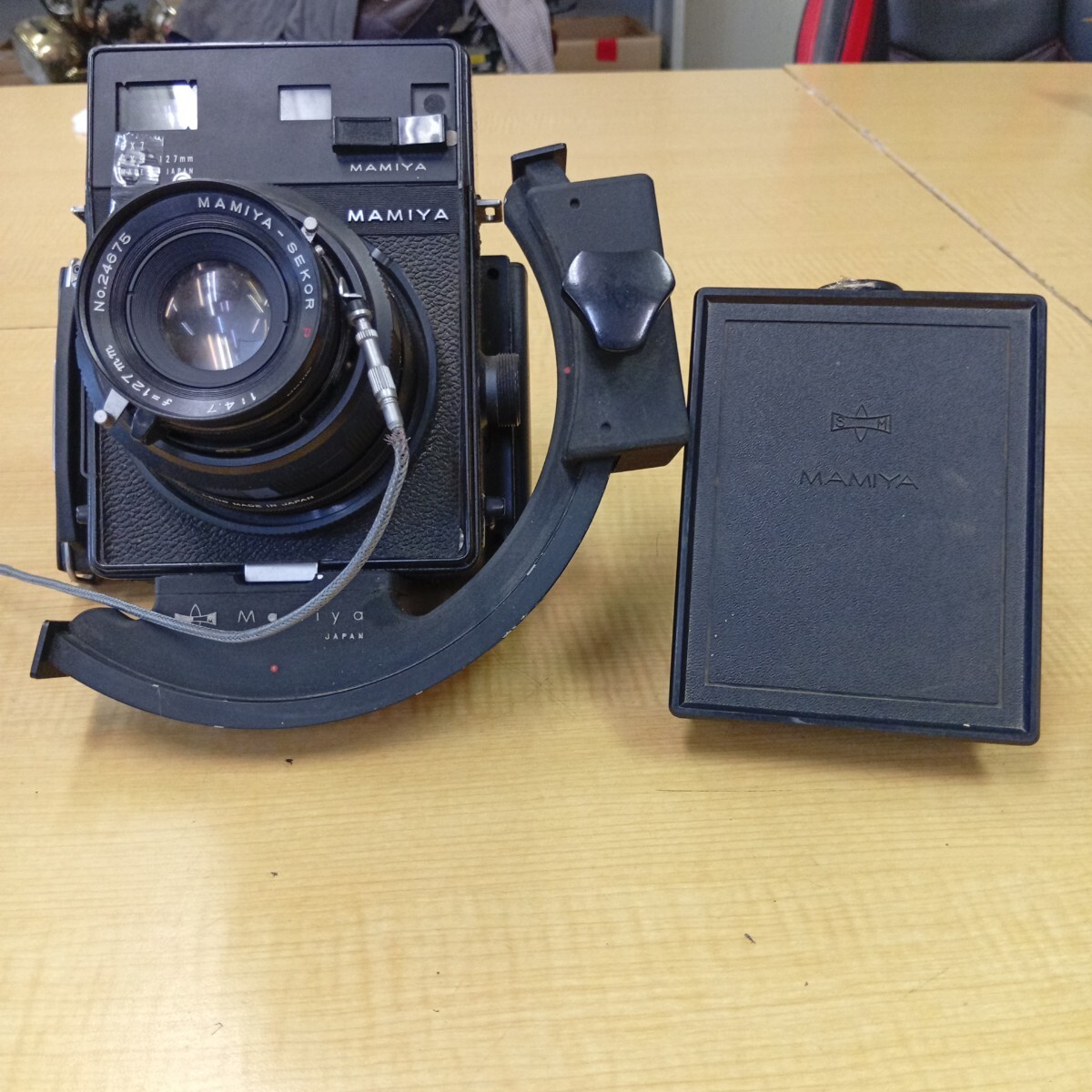 Mamiya/マミヤ mamiya UNIVERSAL Press 中判カメラ mamiya-sekor p 1:4.7 f=127mm 拍卖