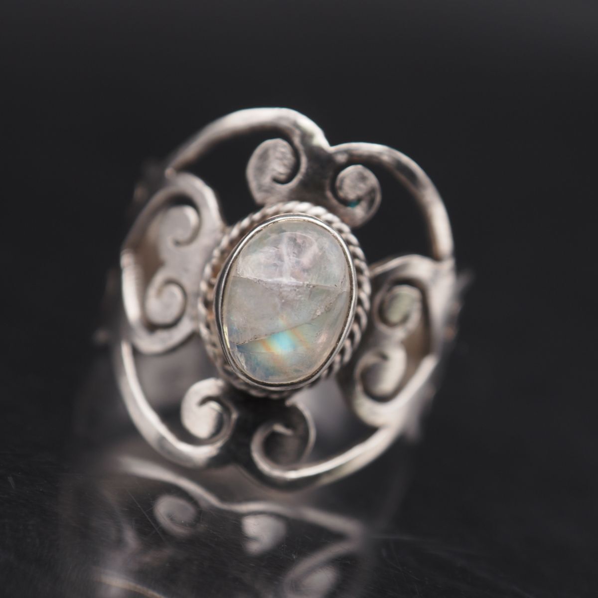 H551 ムーンストーン 925刻印 リング 透かし彫り デザイン シルバー 指輪 ヴィンテージ 6月誕生石 13号拍卖