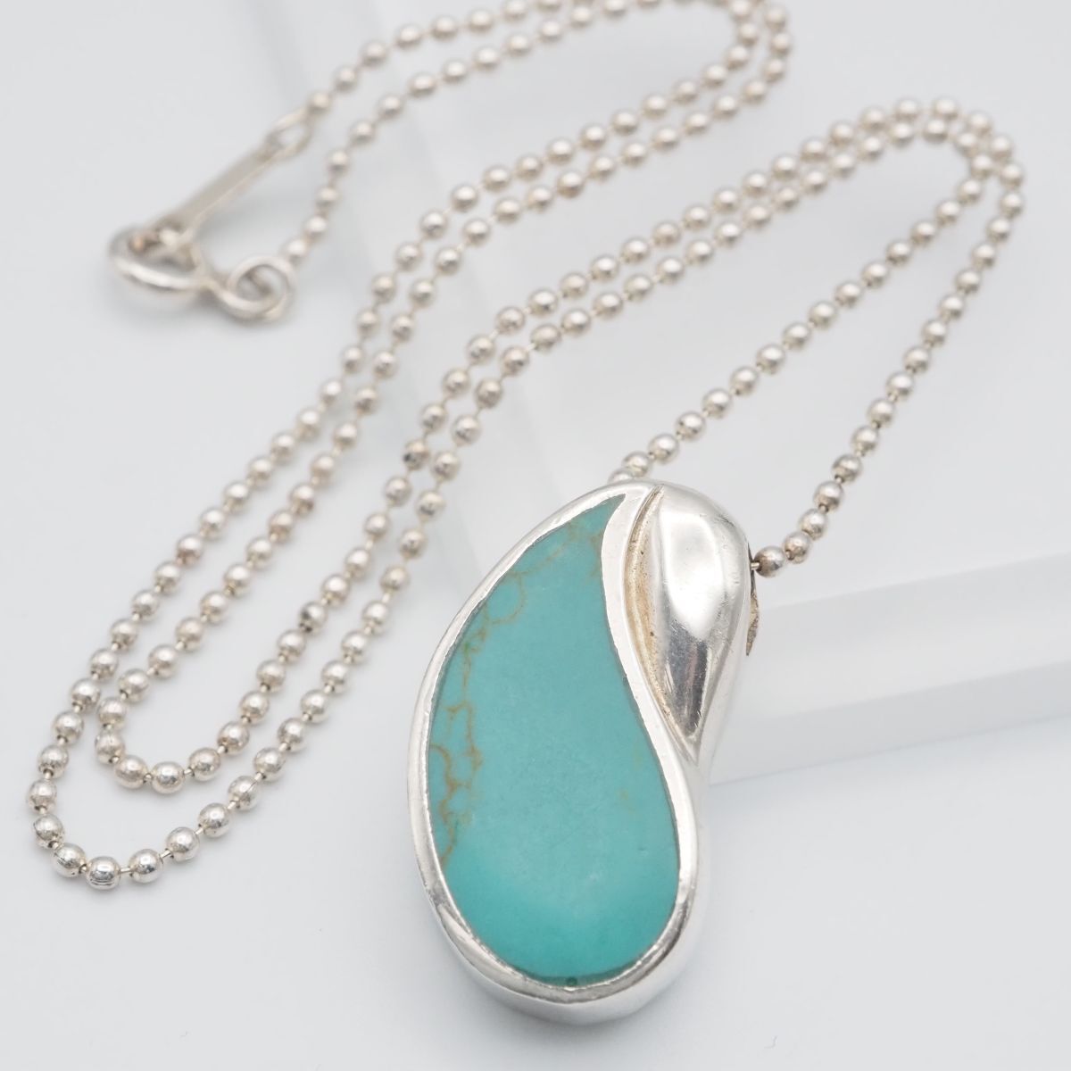 H646 ターコイズ トルコ石 925刻印 ペンダント ネックレス インレイ デザイン シルバー ヴィンテージ 12月誕生石拍卖