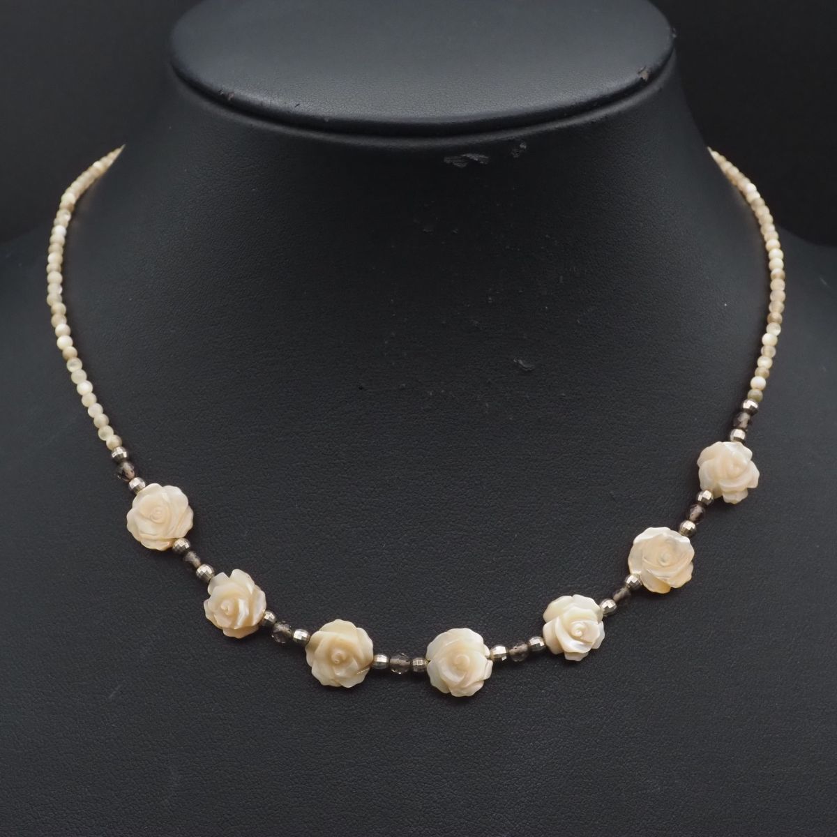 H216 シェル 925刻印 ネックレス 薔薇 バラ ローズ デザイン シルバー拍卖