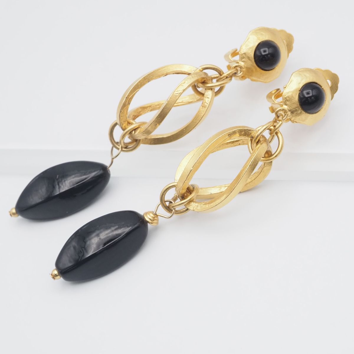 H376 イヤリング 大ぶり オニキス風 ゴールド スウィング デザイン コスチュームジュエリー拍卖