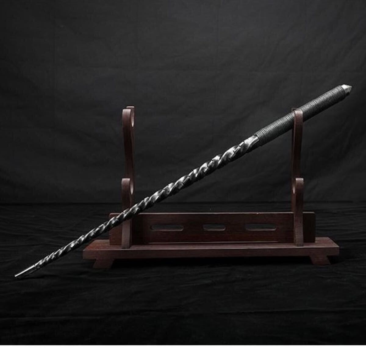 アウトドア 多機能 サバイバルツール 金剛杵 長60cm 1326g 径20mm 鋼製 頑丈装備 野外登山 シース付拍卖