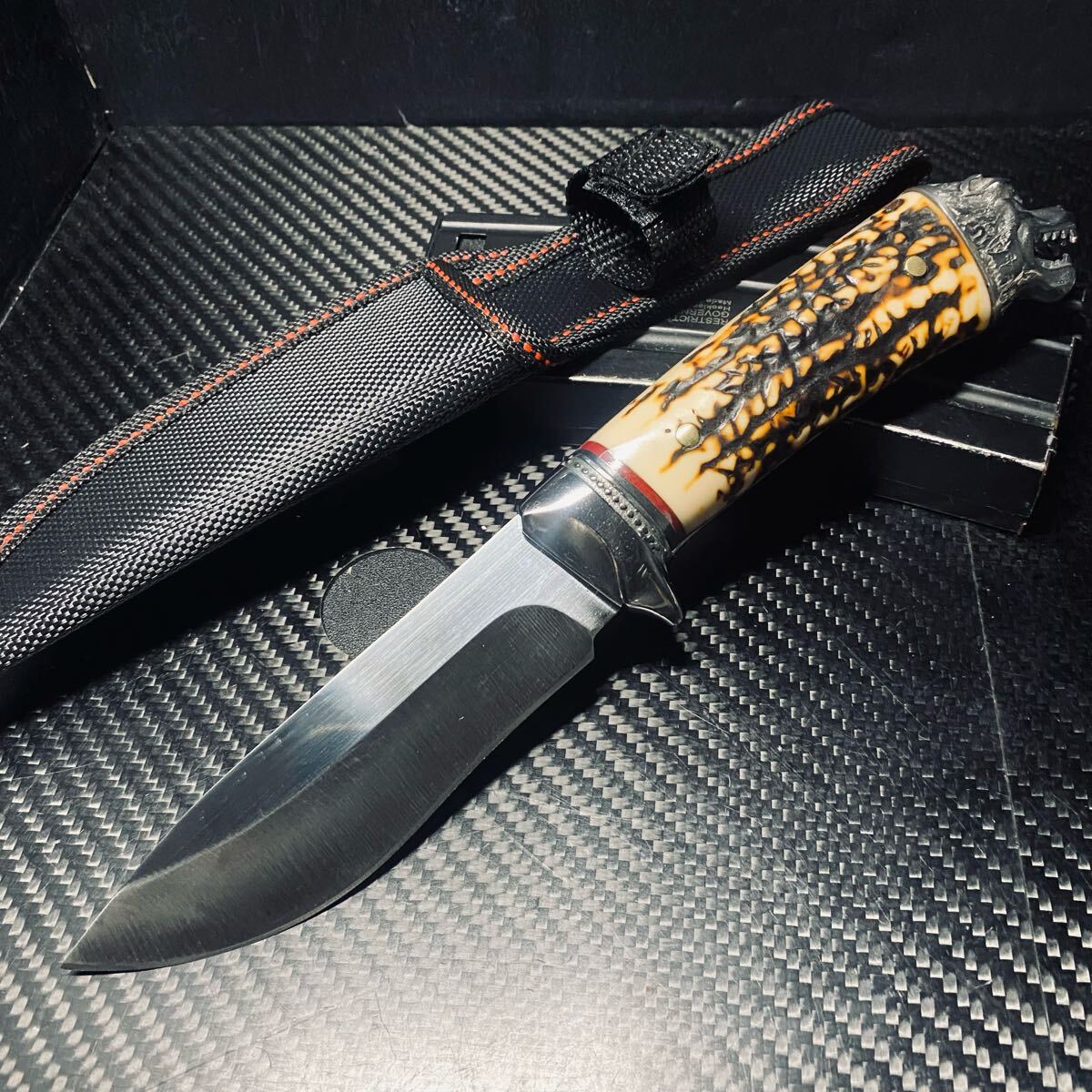 刃厚4mm 257g重量感 超高品質 サバイバルナイフ 鋼製 薪割り 專用シース付き キャンプ アウトドア ハイキング 野外登山拍卖