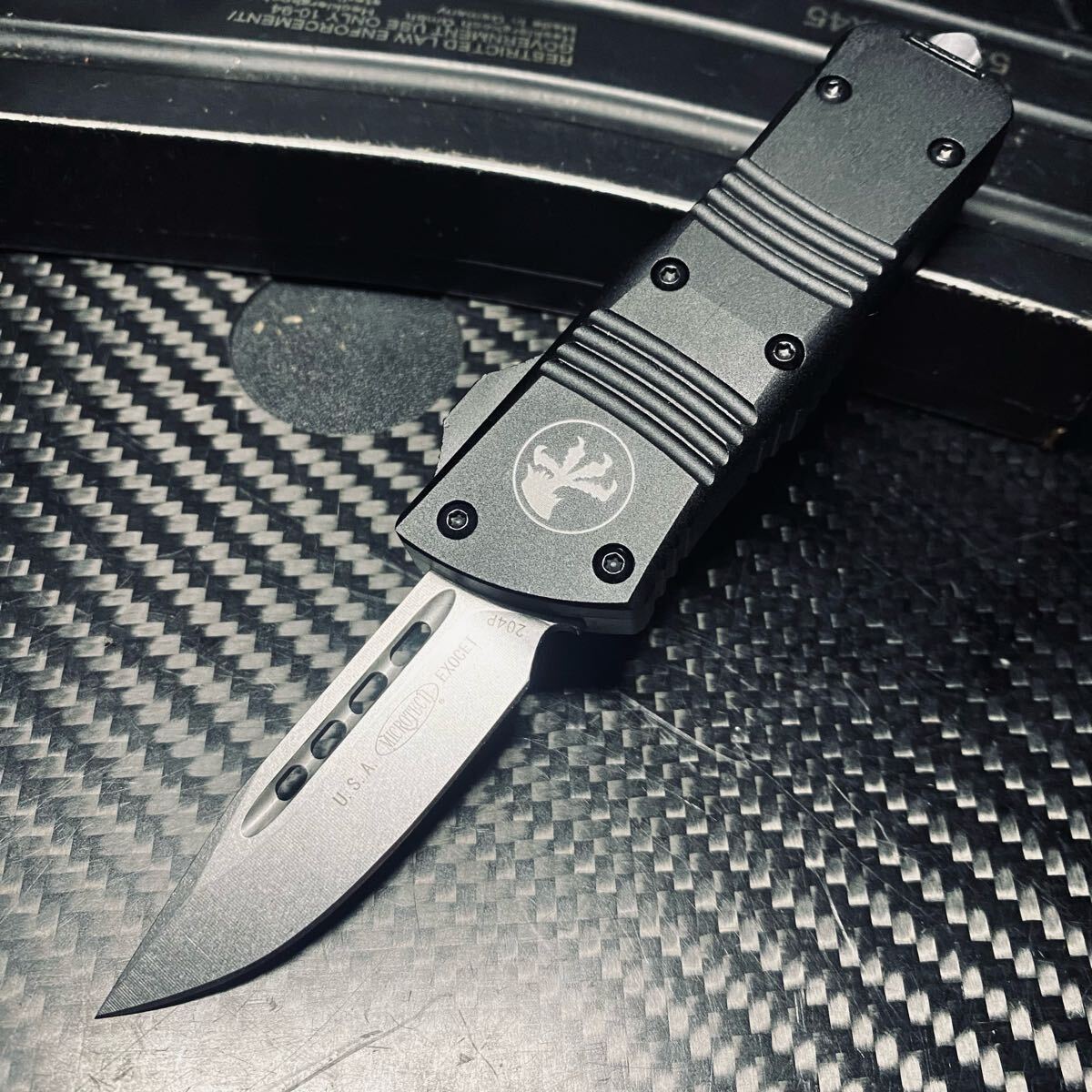 独特なデザイン 全金属 高品質 アウトドアナイフ サバイバルナイフ 片刃 EDC ハイキング 62g拍卖