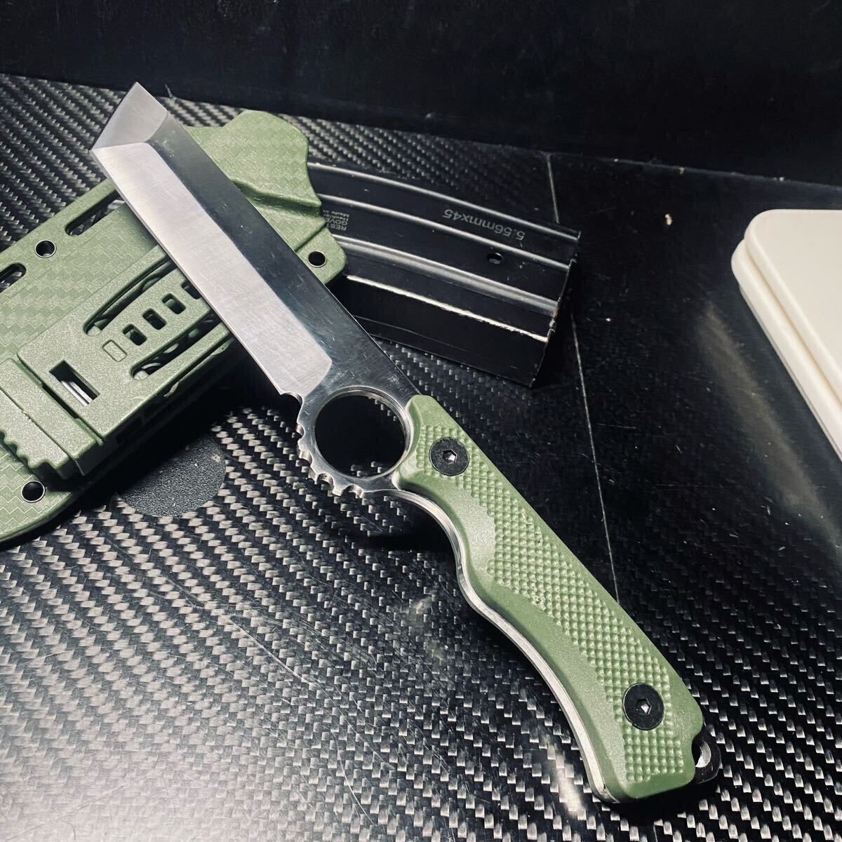 206g重量感 超高品質 サバイバルナイフ 鋼製 薪割り 專用シース付き キャンプ アウトドア ハイキング 野外登山拍卖