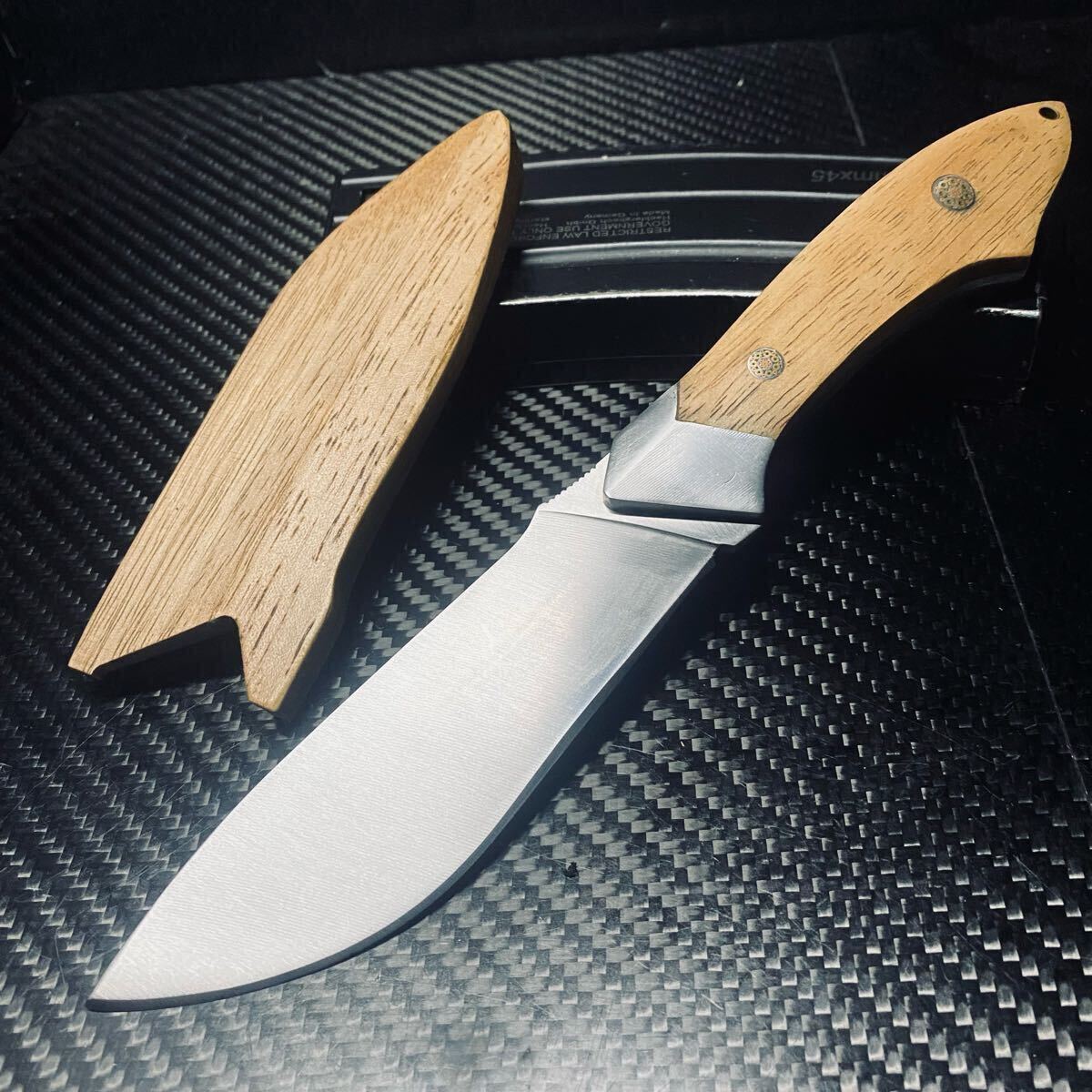 高級木 和式日本刀 サバイバルナイフ ダ鋼製 專用シース付き キャンプ アウトドア ハイキング 野外登山 161g拍卖