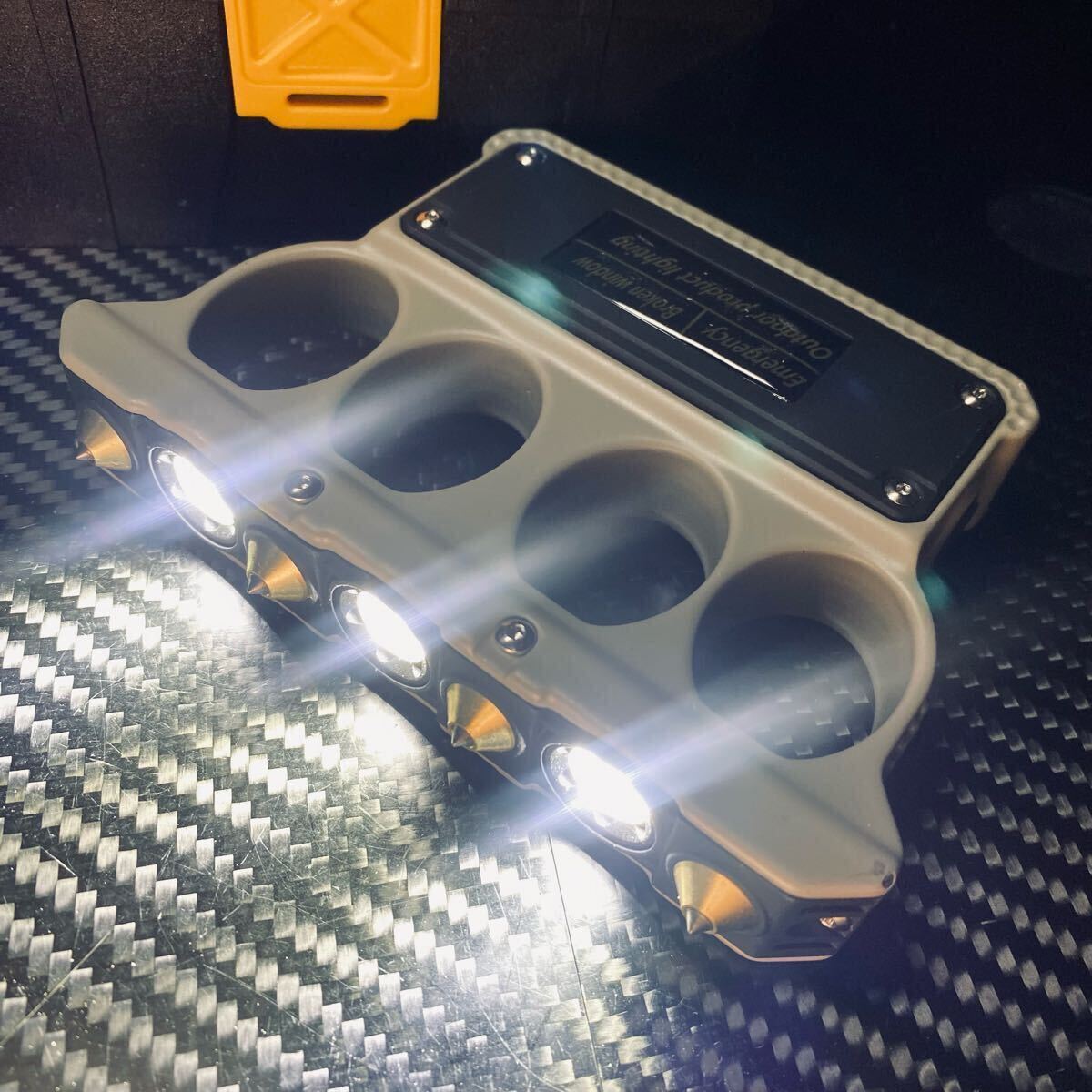 アウトドア 全金属 重量感255g LED ライト サバイバル道具 ハイキング 充電式 EDC拍卖