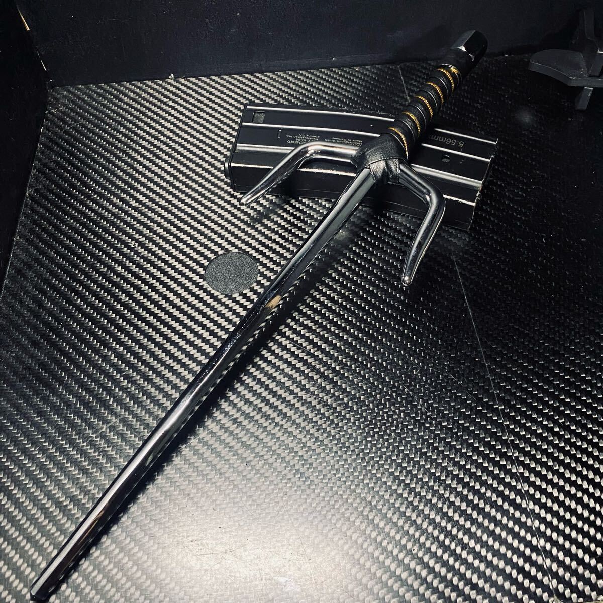 【日本在庫あり 翌日発送 】シルバー ステンレス製 アウトドアツール 重419g キャンプ ハイキング 野外登山 EDC 長さ38cm拍卖