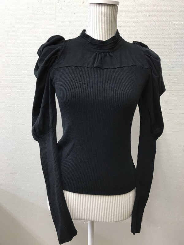 4491 レディース 【新品¥7,150(税込み)LIP SERVICE パフスリーブニットセーター 】 サイズ:F 色:ブラック拍卖