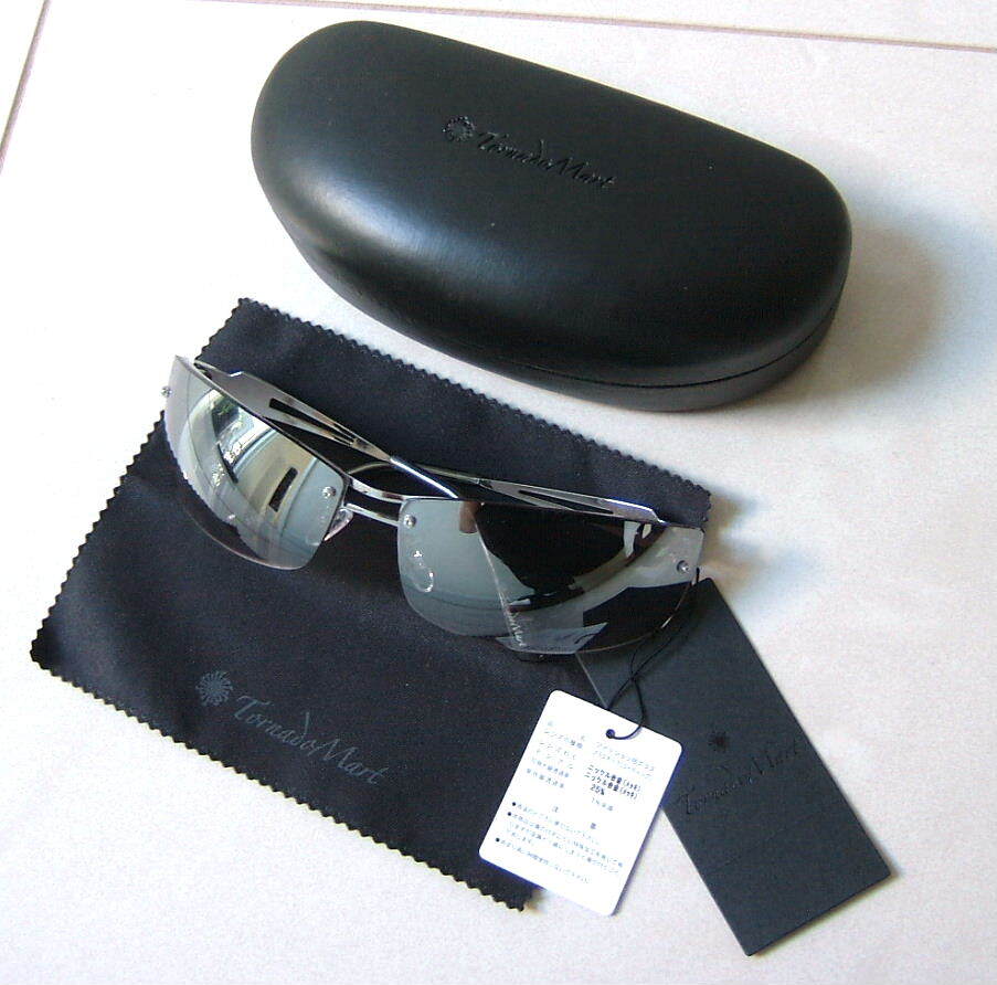 新品 TORNADO MART トルネードマート メタルカーブサングラス 白蛇スネーク革 鏡面メタルテンプル 蛇 ヘビ拍卖