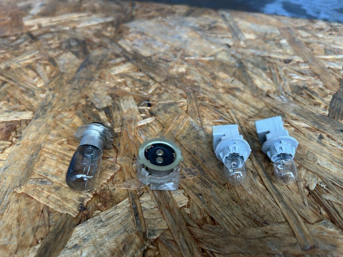 4529■ ホンダ Dio ディオチェスタ AF62 ヘッドライト ソケット ウインカー 電球 AF68拍卖