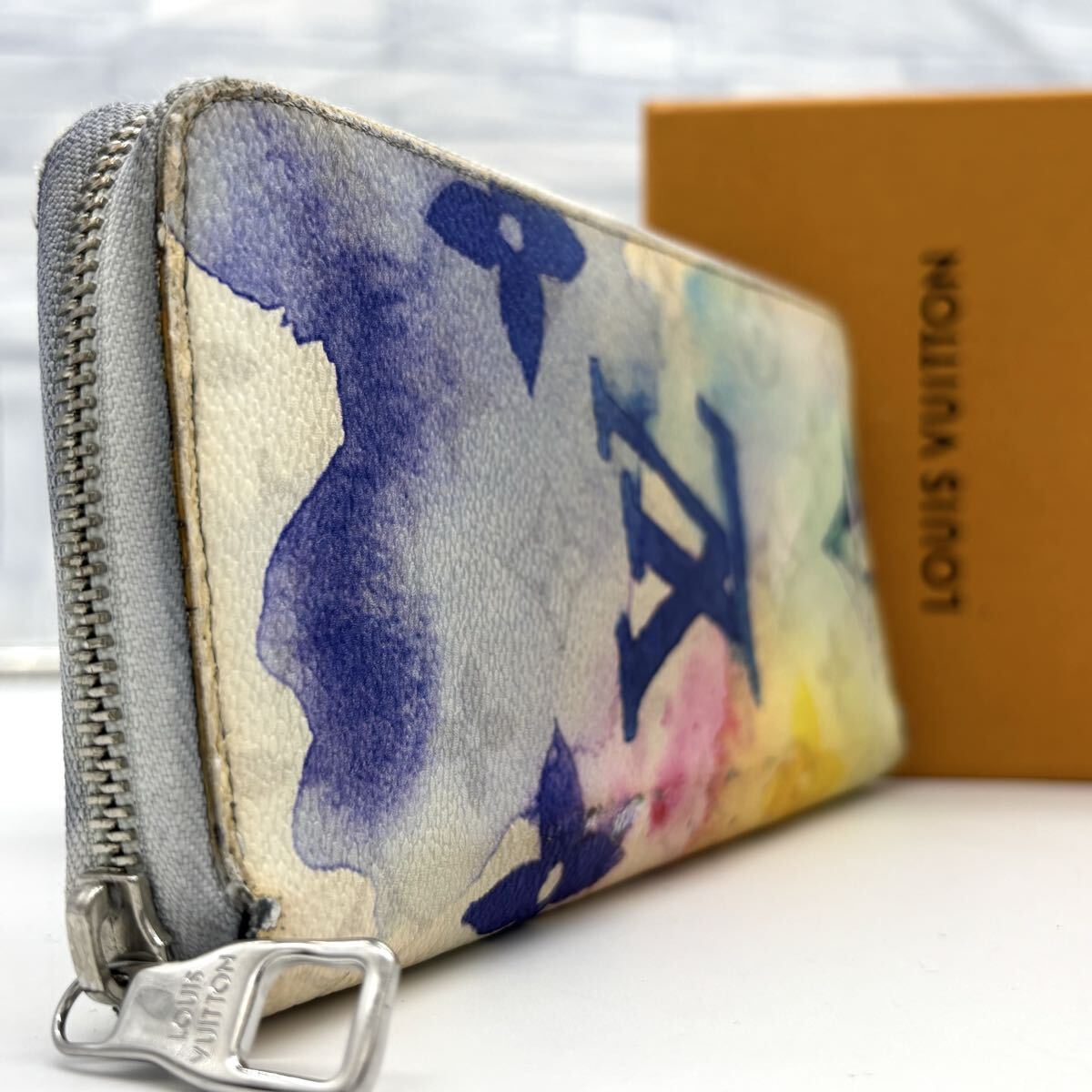 RFID搭載●入手困難 ルイヴィトン Louis Vuitton モノグラム ウォーターカラー ジッピーウォレット ヴェルティカル M80499 長財布 メンズ拍卖