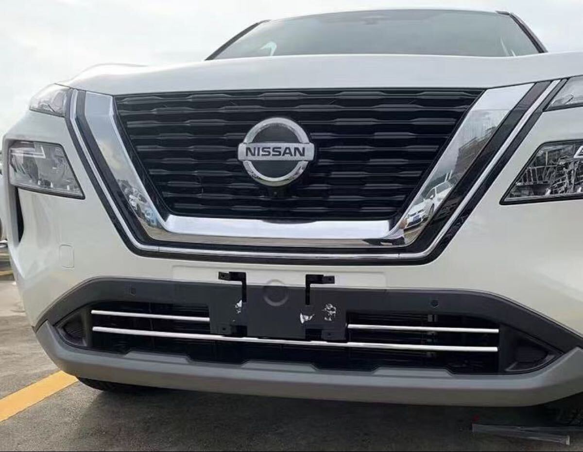 T33 エクストレイル X-TRAIL グリルガーニッシュ【E80b】拍卖