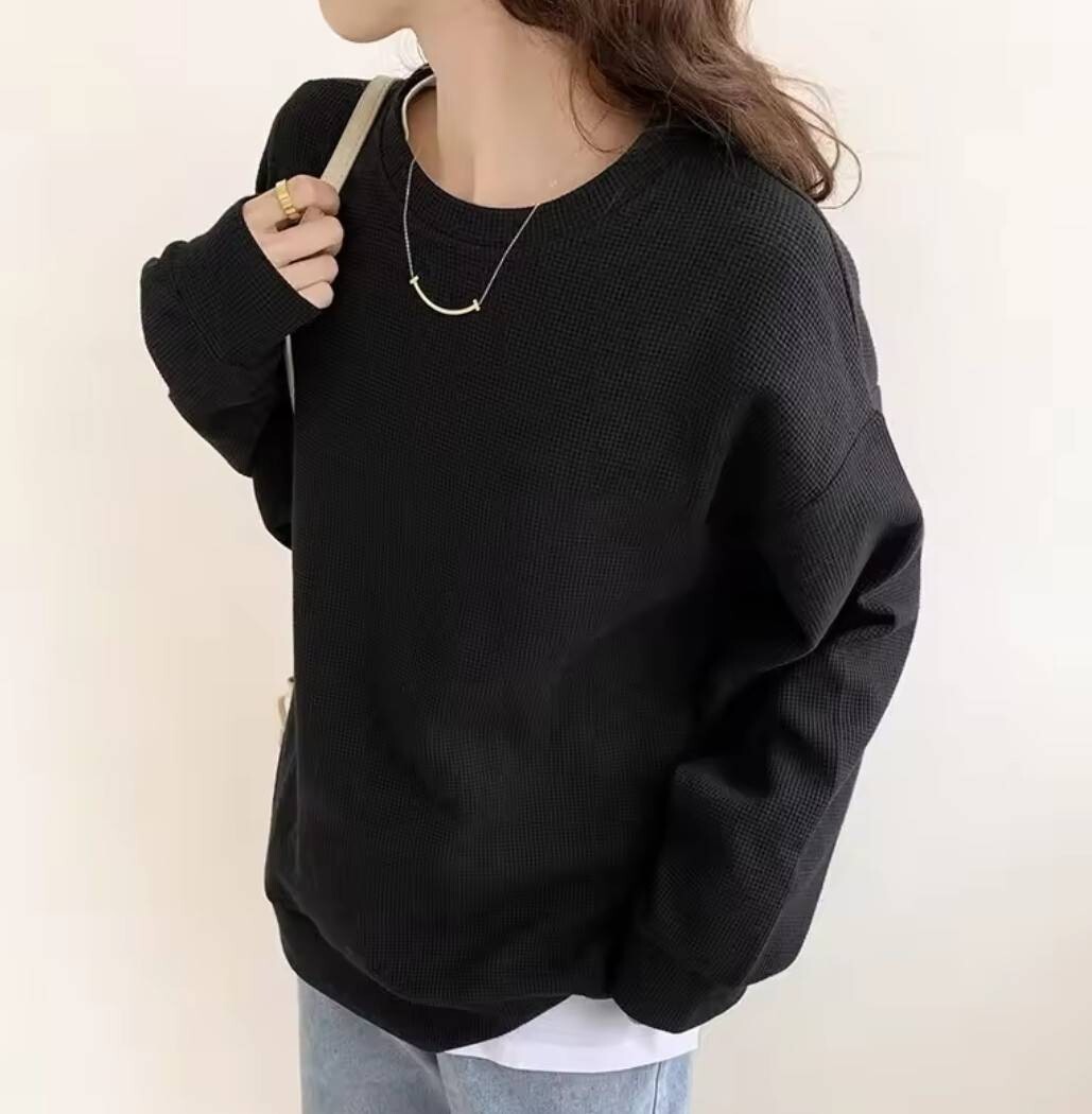 シンプル無地トレーナー レディース 薄め素材で着ぶくれ防止 ゆったり可愛い拍卖