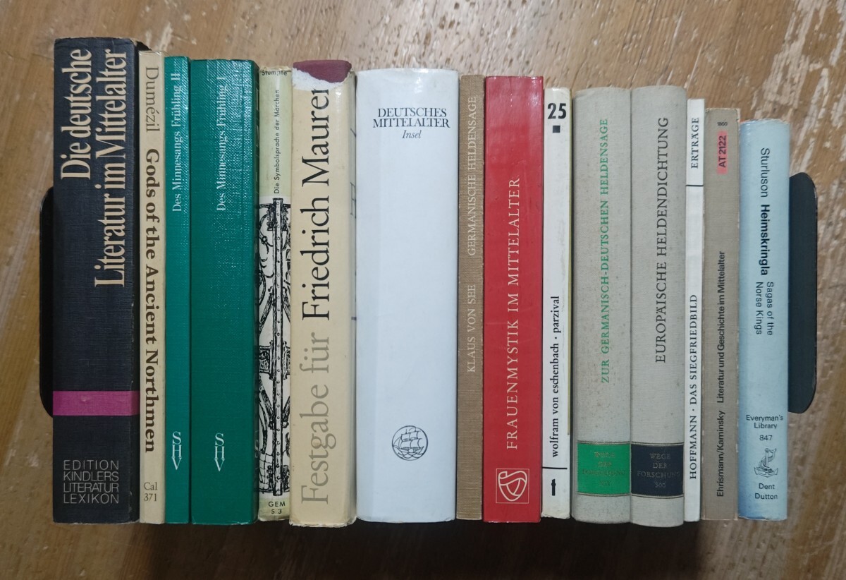 y1123-3.中世ゲルマン文学 洋書まとめ/ゲルマン神話/中高ドイツ語/民間伝承/フォークロア/詩/散文/北欧神話/サガ/英雄譚拍卖