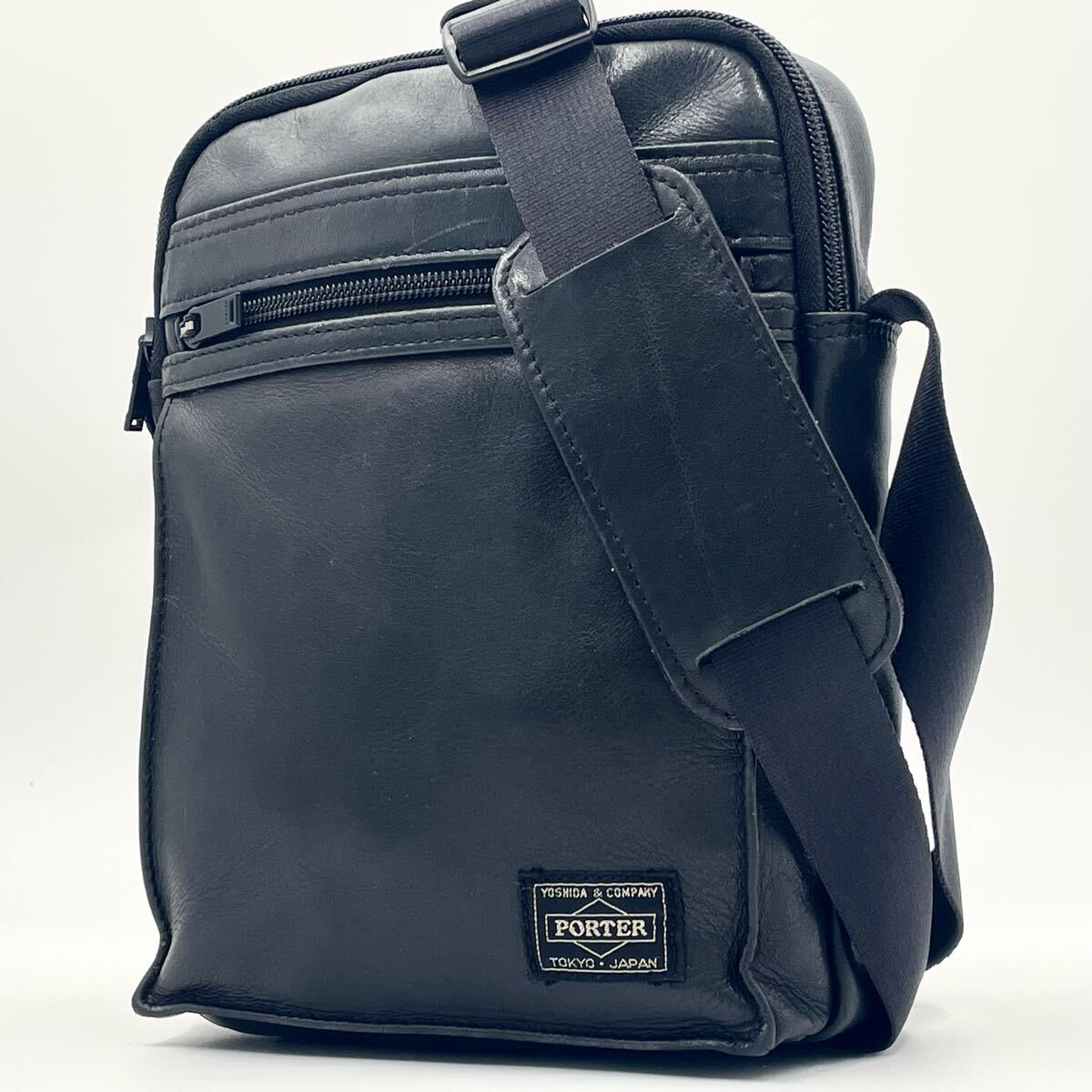 【極美品】PORTER ポーター 吉田カバン AMAZE アメイズ レザーショルダーバッグ サコッシュ 斜め掛け クロスボディバッグ 本革 ブラック拍卖