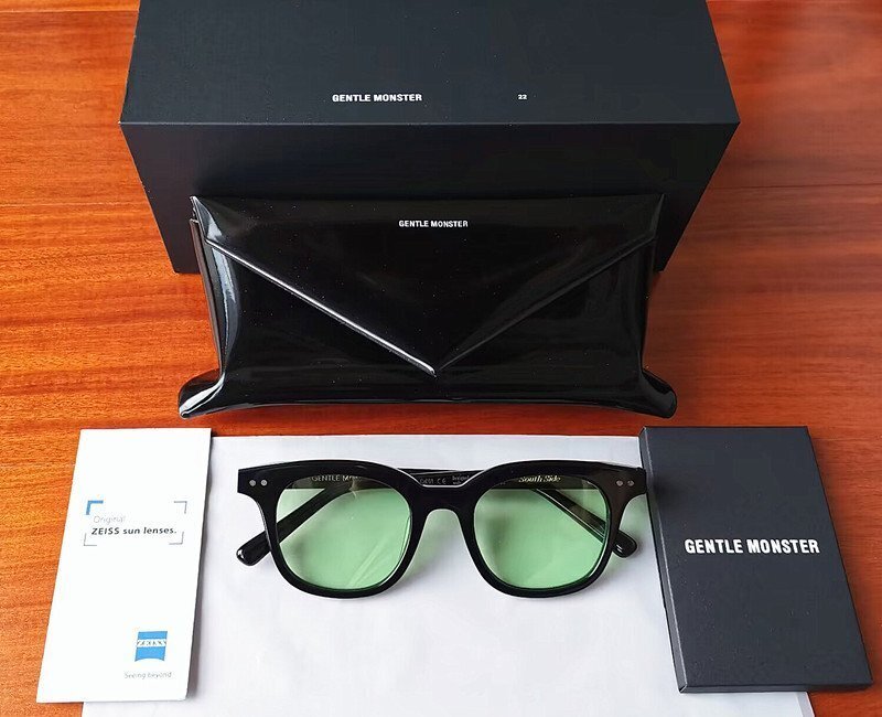 新品未使用※人気モデル*GENTLE MONSTER・ジェントルモンスター south side 登坂広臣 BTS 愛用・サングラス・緑拍卖