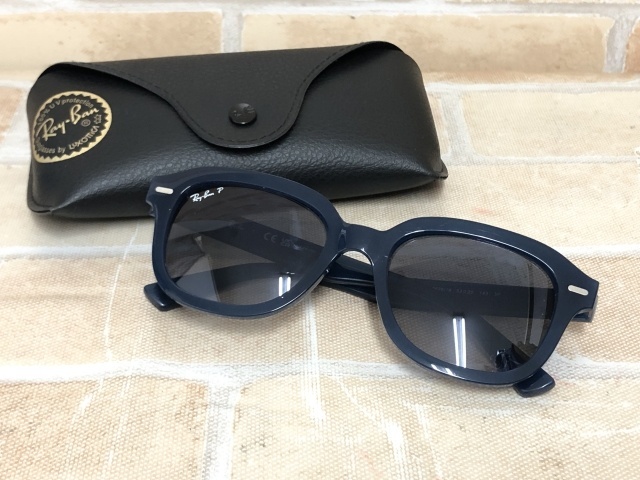 ケース付 Ray-Ban レイバン サングラス ウェリントン RB 4398F ネイビー 111441840拍卖
