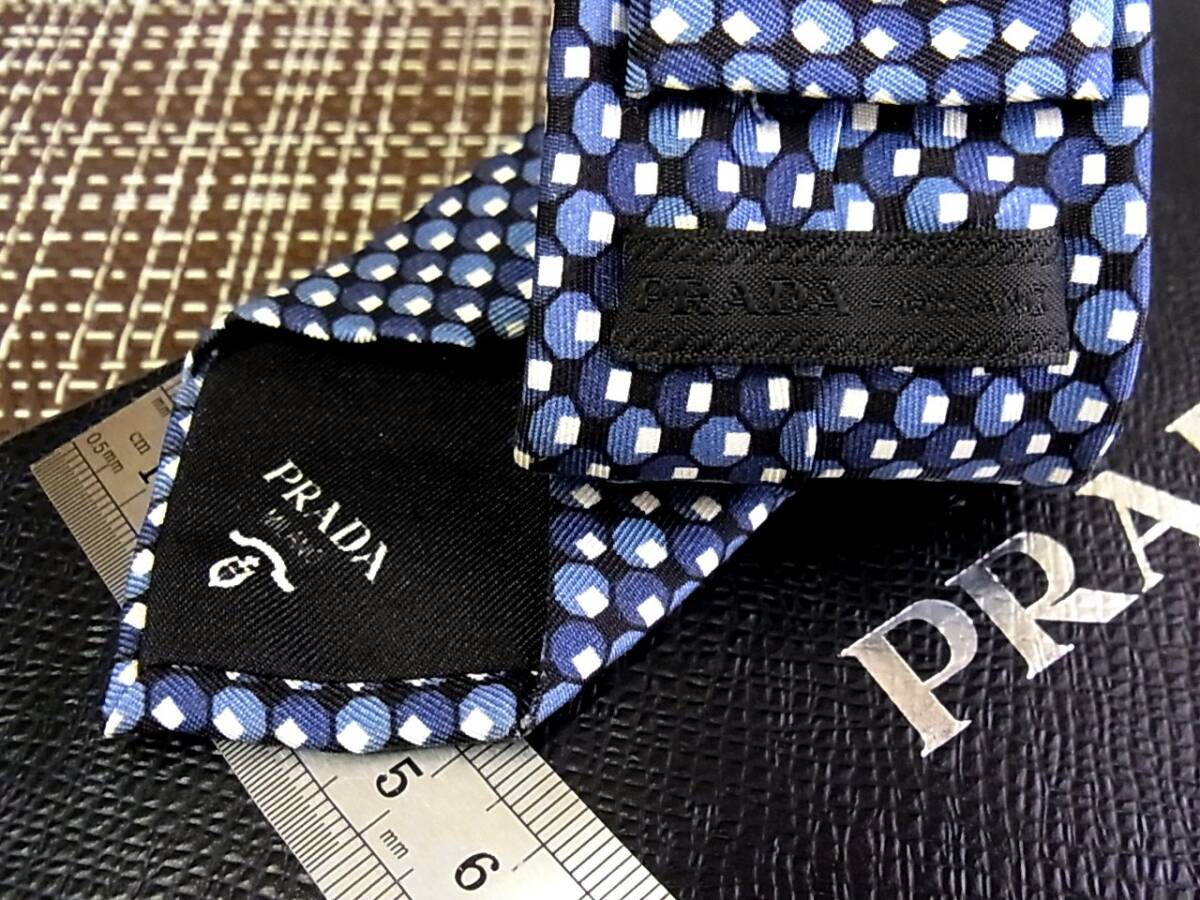 ☆状態並N☆7465■プラダ【PRADA】ネクタイ【人気の超細ナロータイ】拍卖