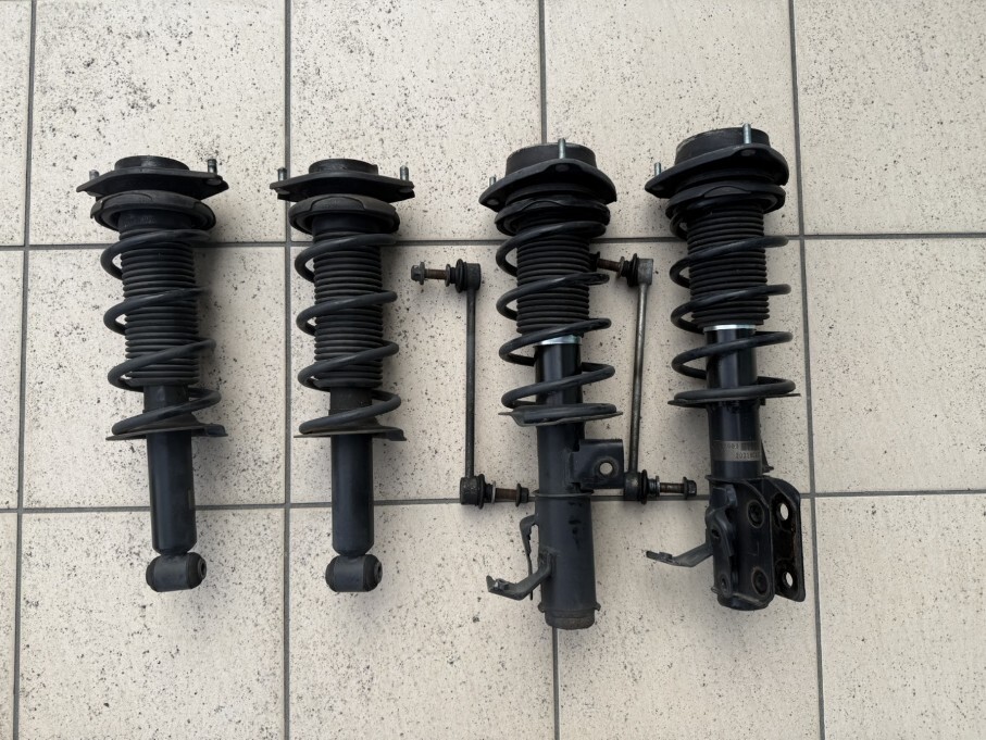 トヨタ 86 ZN6 純正サスペンション拍卖