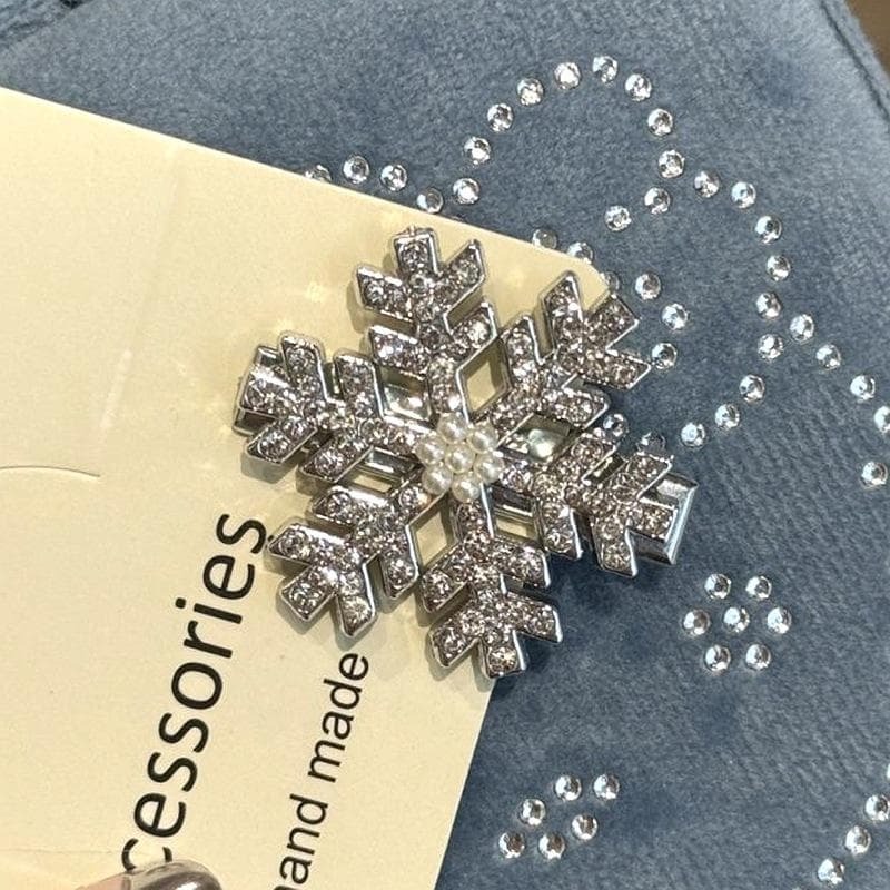 ヘアアクセサリー ヘアピン 雪の結晶 ラインストーン シルバー ヘアアレンジ クリップ 冬 キッズ クリスマス拍卖
