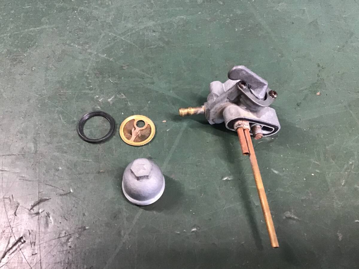 ホンダ CB90 初期型 燃料コック ( 検索、CB50 CB125 )拍卖