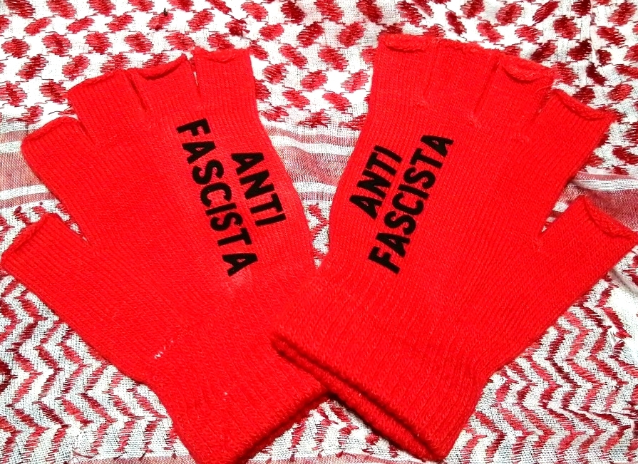 ANTIFASCISTAてぶくろ 2拍卖