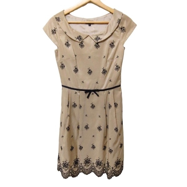トッカ TOCCA サイズ0 XS - ベージュ×黒 レディース 半袖/ロング/刺繍 美品 ワンピース拍卖