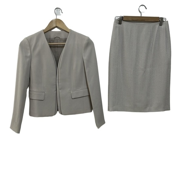 アナイ ANAYI スカートスーツ - ベージュ レディース レディーススーツ拍卖