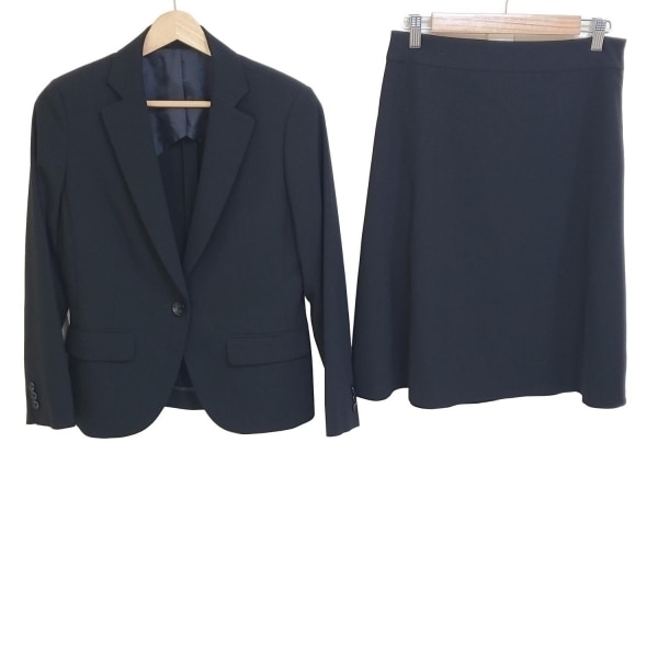 ユキトリイ YUKITORII スカートスーツ - 黒 レディース ストライプ/PARISIMA 美品 レディーススーツ拍卖