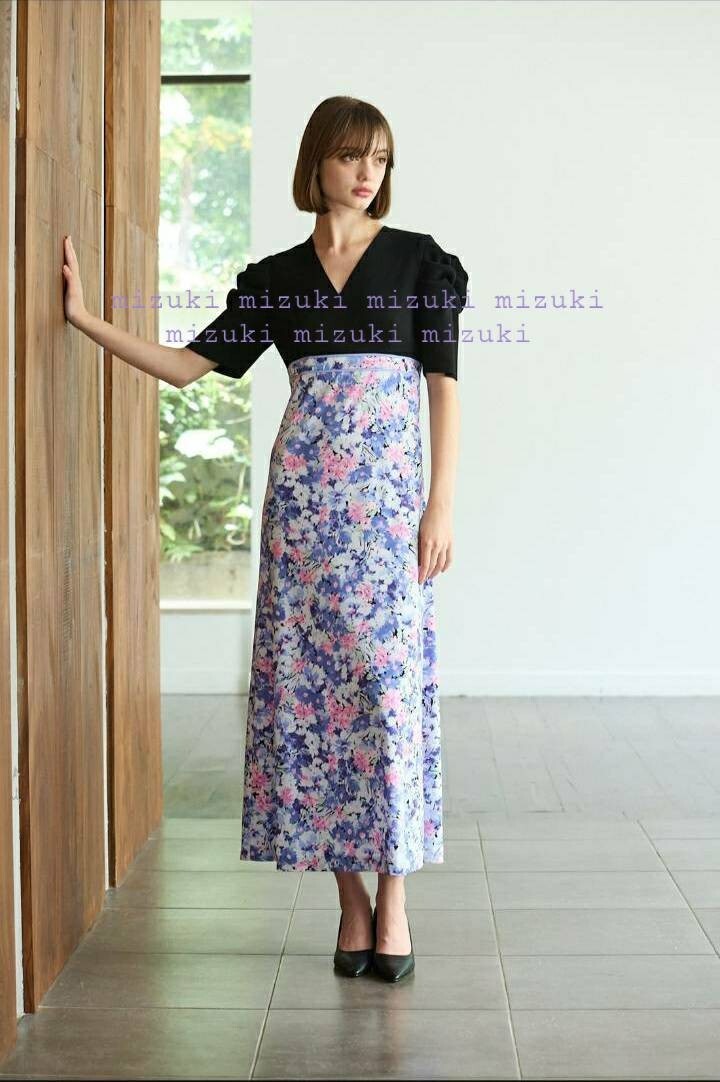 【未使用】レオナール 2024年 厚手ニットコンビワンピース クリスマス 4サイズ 大きいサイズ拍卖