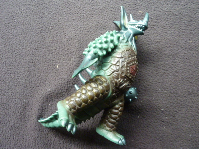 ウルトラ怪獣ソフビ タイラント 1984拍卖