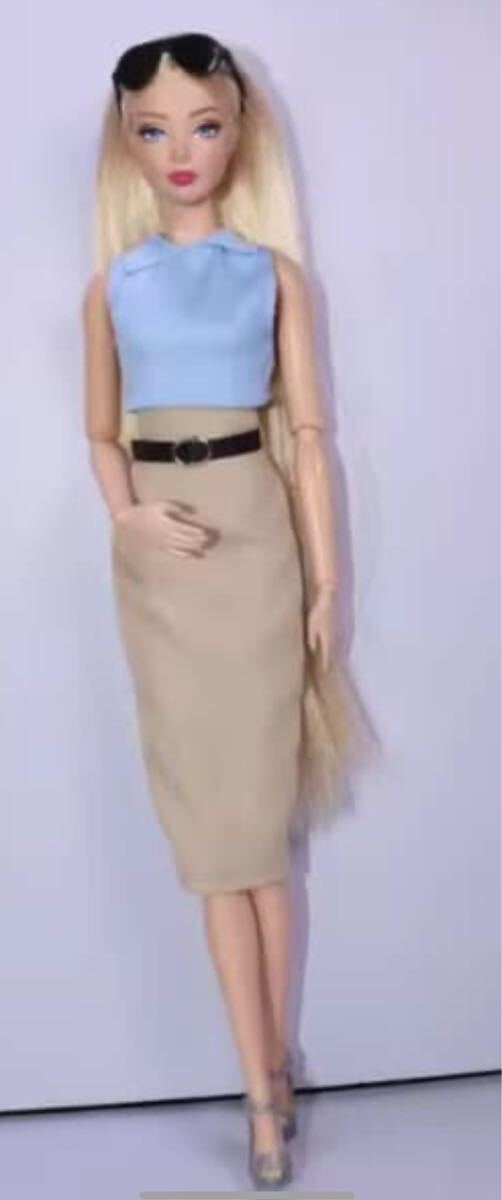 ベージュと水色の着せ替え服セットリカちゃん・バービー・ジェニー・お人形さん用 着せ替え人形 バービー リカちゃん 女性拍卖