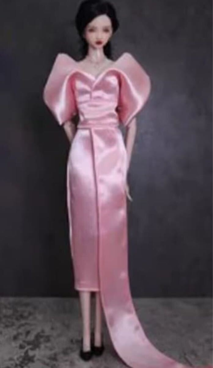 ピンクの豪華なドレスバービーちゃん・リカちゃん・ジェニーちゃん・1/6 ドール ピンク バービー お人形さん用拍卖