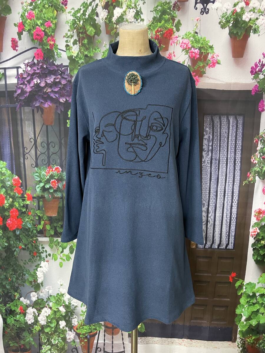 ★新品 絵画風 ピカソ柄 刺繍入り 両面起毛 暖か♪ マシュマロフリースチュニックM~L(BL) 拍卖