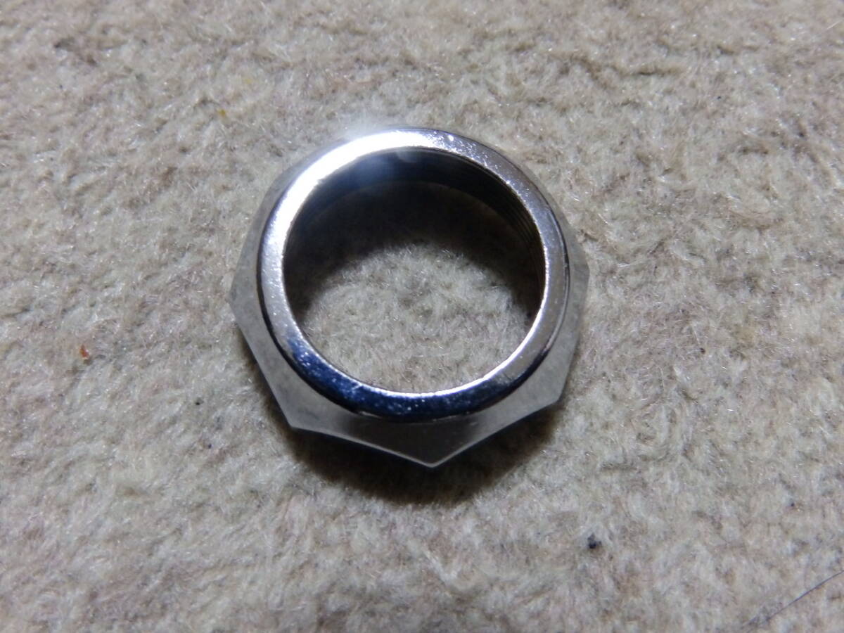 メーカー不明 ヘッドセット用袋ナット 使用スパナ寸法32ミリ ECスレッド 17.1グラム 未使用新品 拍卖