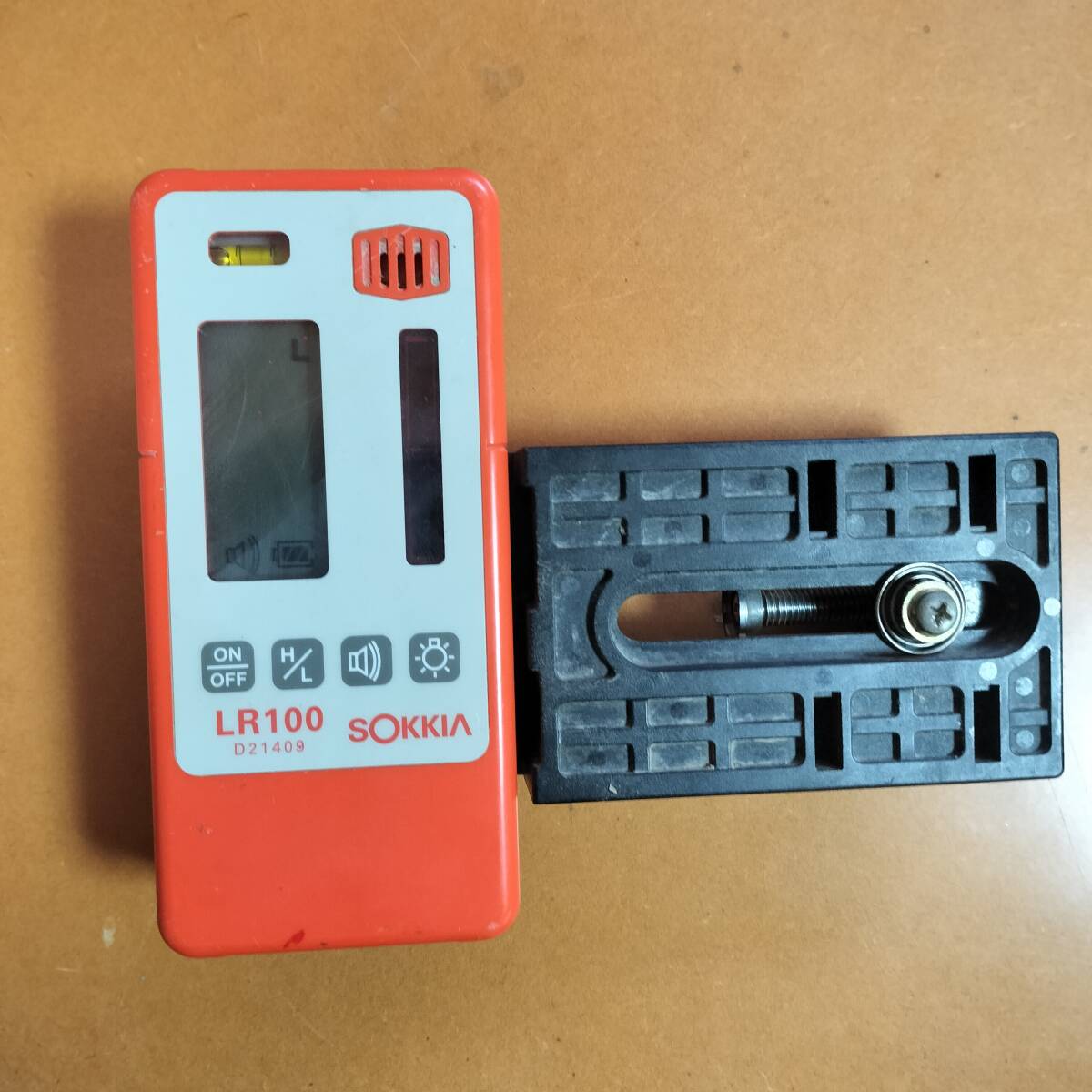 ソキア SOKKIA 受光器 LR100 ホルダー LPC3拍卖