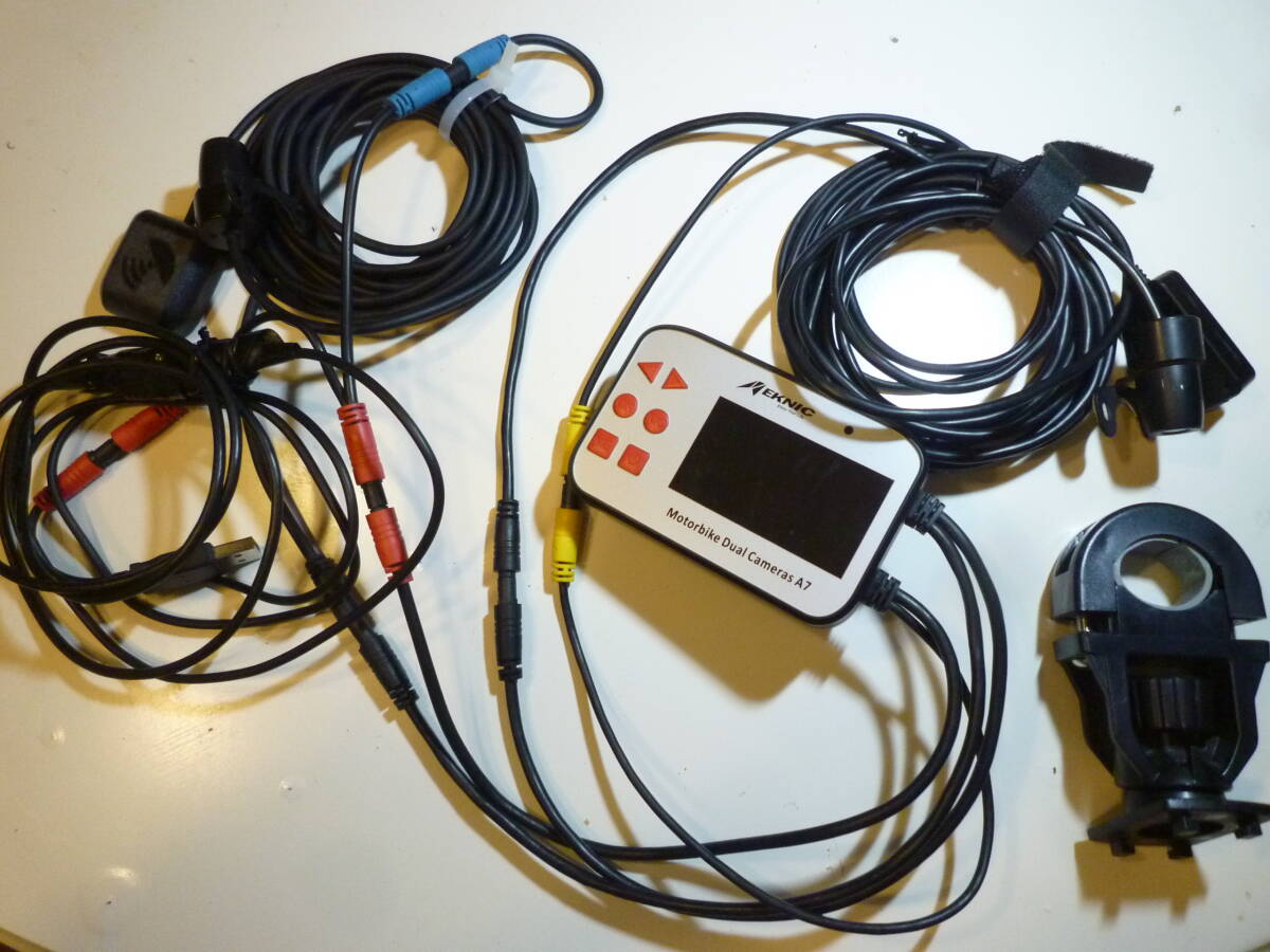 メクニック MEKNIC A7 バイク用 ドライブレコーダー 前後カメラ ステー付き ドラレコ Motorbike Dual Cameras A7 USB電源拍卖