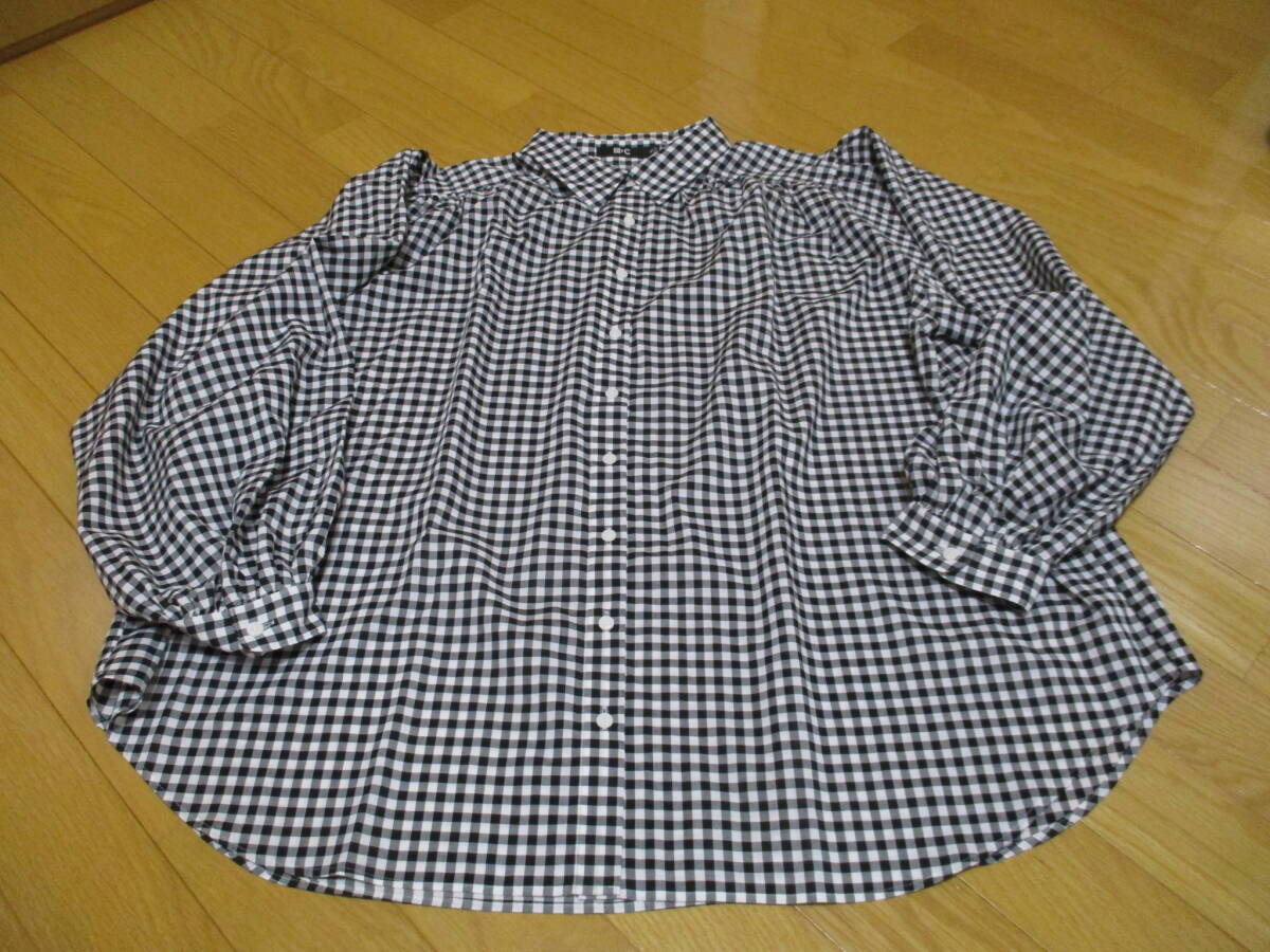 ユニクロC★婦人用<長袖ボリュームチェック・ブラウス>★XL 黒・白拍卖