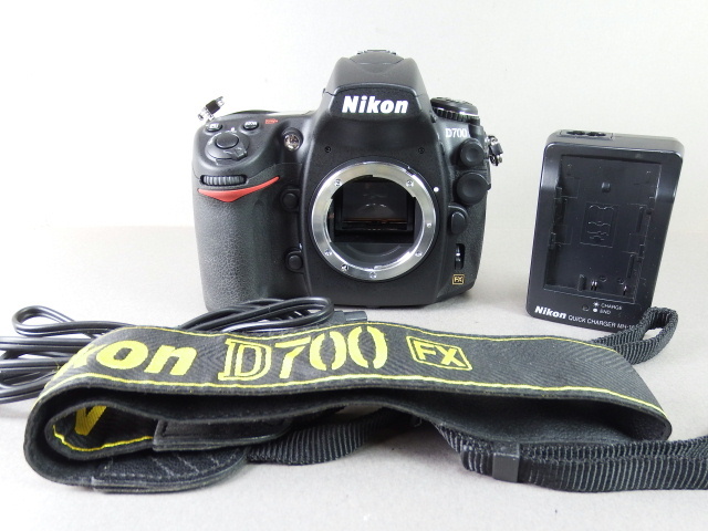 ■■③ Nikon ニコン デジタル一眼レフカメラ D700 ボディ バッテリー/充電器付 ジャンク品■■拍卖