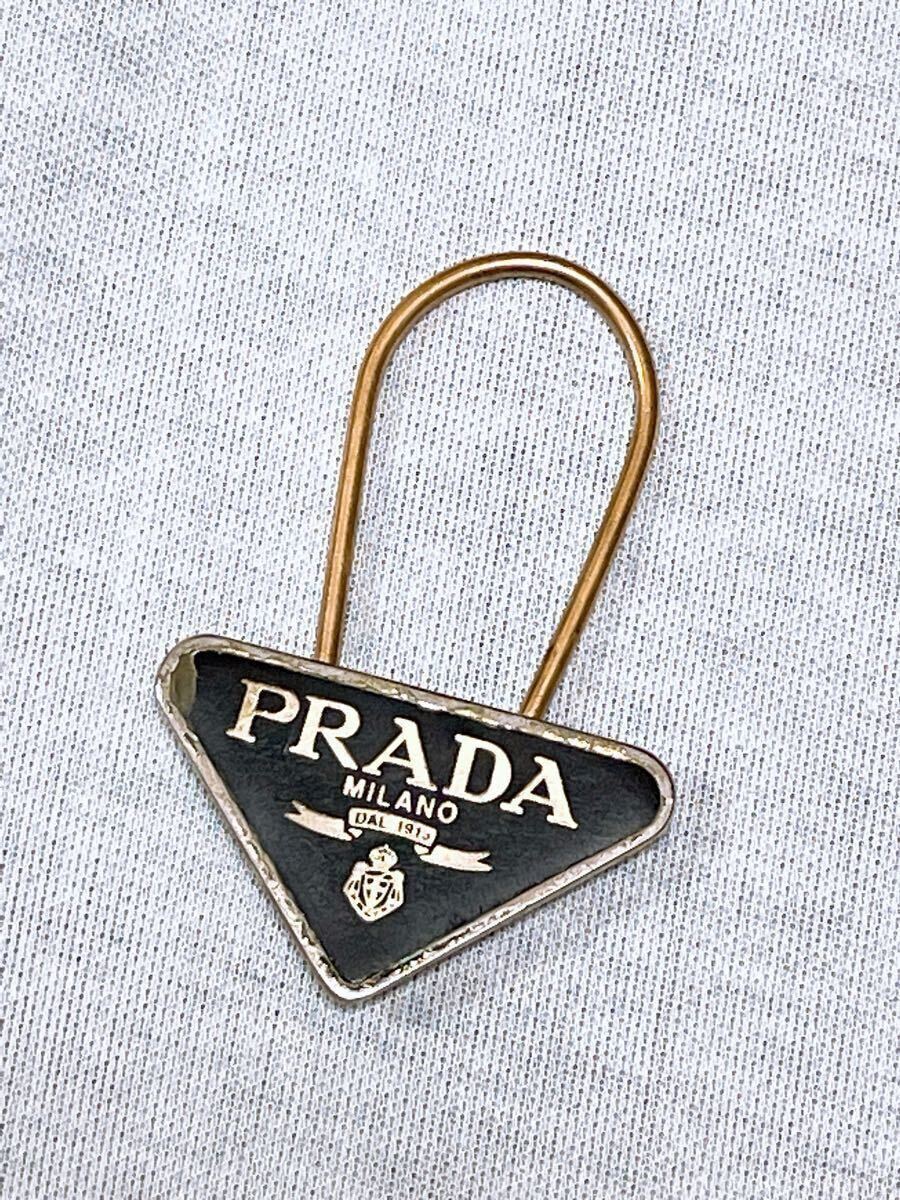 PRADA プラダ M285 キーリング 三角プレート 三角ロゴトライアングル拍卖