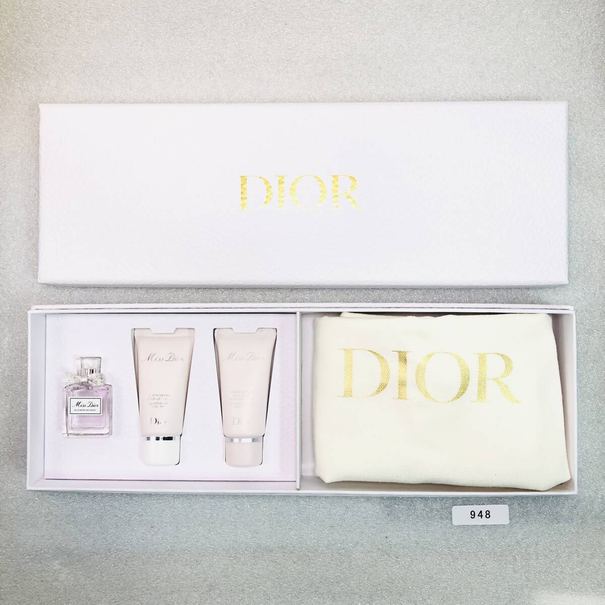 Dior ミス ディオール 香水 トラベルセット ブルーミングブーケ オードゥトワレ ハンドクリーム ボディーミルク 巾着 ※同梱発送不可※ 948拍卖