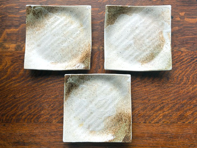 和食器●角皿3枚セット●正方形●茶の濃淡●横幅17cm●A拍卖