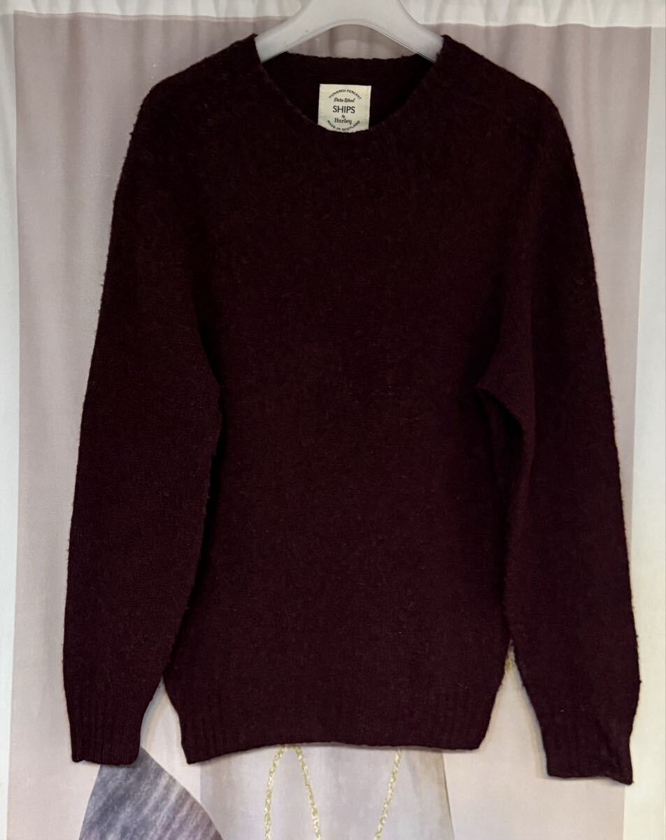 シップス別注 ハーレーオブスコットランド クルーネックニット ワインレッド拍卖