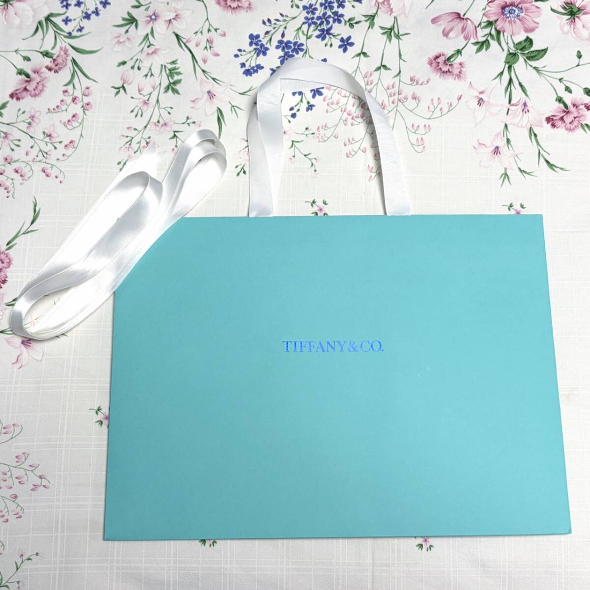 ティファニー ショッパー ショップ袋 紙袋 リボン付き拍卖