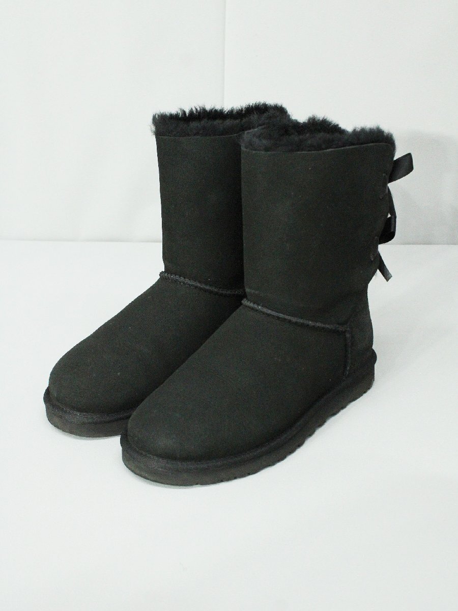 美品 UGG/アグ リボン付きミドル丈ムートンブーツ/ボアブーツ 黒25 rm280拍卖